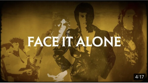 영국의 록밴드 퀸은 프레디 머큐리가 피처링했던 잊고 있다가 재발견한 곡을 발매했다고 13일(현지시간) CNN이 보도했다.